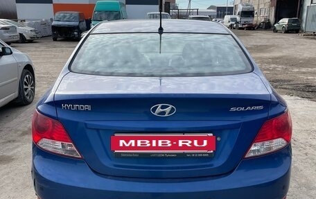 Hyundai Solaris II рестайлинг, 2011 год, 460 000 рублей, 5 фотография