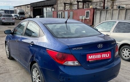 Hyundai Solaris II рестайлинг, 2011 год, 460 000 рублей, 6 фотография