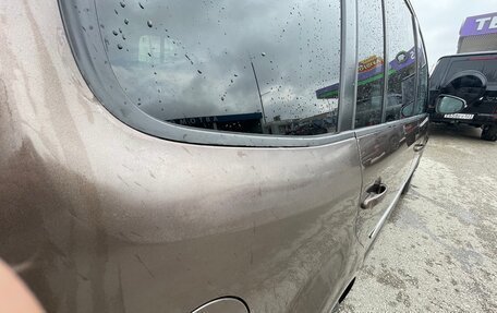 Volkswagen Touran III, 2012 год, 999 999 рублей, 12 фотография