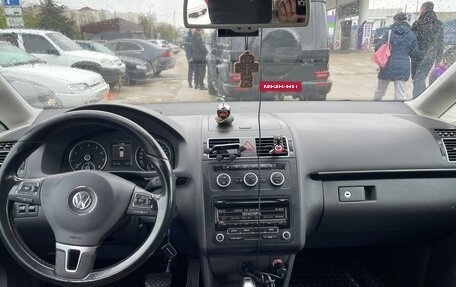 Volkswagen Touran III, 2012 год, 999 999 рублей, 14 фотография