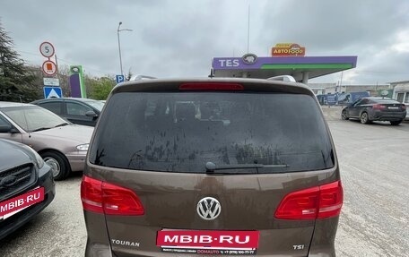 Volkswagen Touran III, 2012 год, 999 999 рублей, 10 фотография