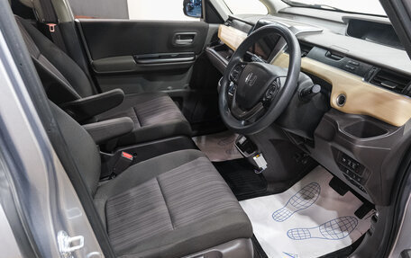 Honda Freed II, 2018 год, 1 699 000 рублей, 13 фотография