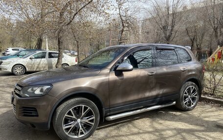Volkswagen Touareg III, 2011 год, 2 100 000 рублей, 2 фотография