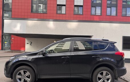 Toyota RAV4, 2015 год, 2 590 000 рублей, 4 фотография