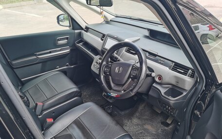 Honda Freed II, 2017 год, 1 700 000 рублей, 9 фотография