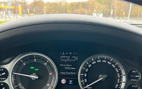 Toyota Land Cruiser 200, 2016 год, 5 990 000 рублей, 17 фотография