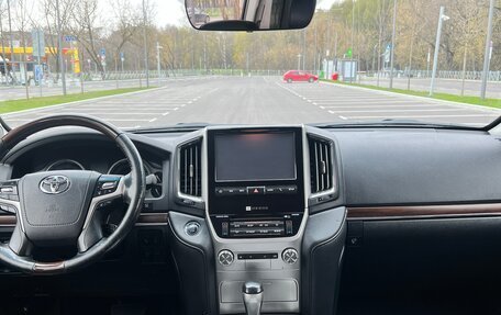 Toyota Land Cruiser 200, 2016 год, 5 990 000 рублей, 19 фотография