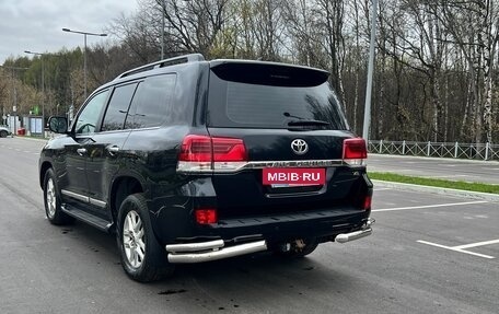 Toyota Land Cruiser 200, 2016 год, 5 990 000 рублей, 6 фотография
