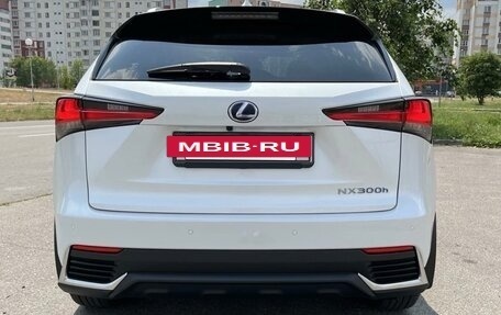 Lexus NX I, 2019 год, 4 100 000 рублей, 5 фотография