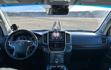 Toyota Land Cruiser 200, 2017 год, 8 500 000 рублей, 13 фотография