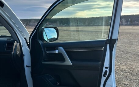 Toyota Land Cruiser 200, 2017 год, 8 500 000 рублей, 22 фотография