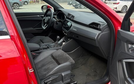 Audi Q3, 2021 год, 4 000 000 рублей, 10 фотография