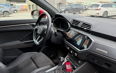 Audi Q3, 2021 год, 4 000 000 рублей, 15 фотография