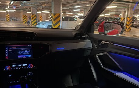 Audi Q3, 2021 год, 4 000 000 рублей, 21 фотография