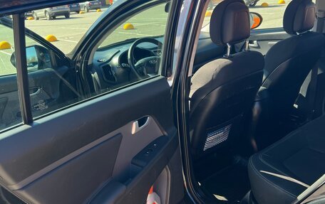 KIA Sportage III, 2011 год, 850 000 рублей, 10 фотография