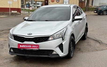 KIA Rio IV, 2021 год, 780 000 рублей, 4 фотография