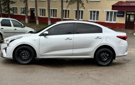 KIA Rio IV, 2021 год, 780 000 рублей, 10 фотография