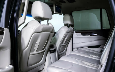 Cadillac Escalade IV, 2015 год, 3 895 000 рублей, 13 фотография