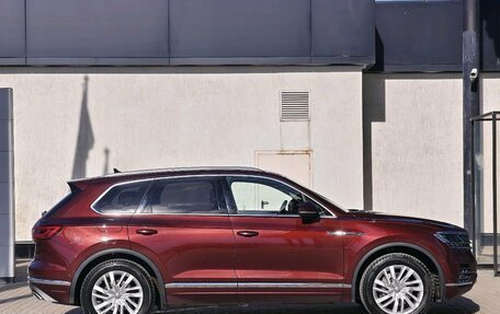 Volkswagen Touareg III, 2019 год, 4 490 000 рублей, 4 фотография