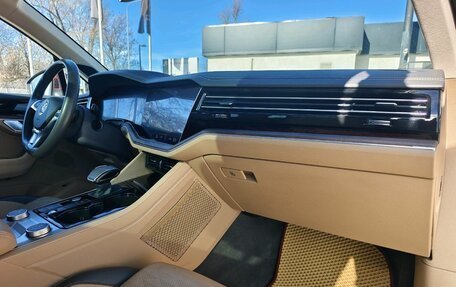 Volkswagen Touareg III, 2019 год, 4 490 000 рублей, 11 фотография