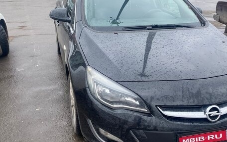 Opel Astra J, 2012 год, 640 000 рублей, 1 фотография