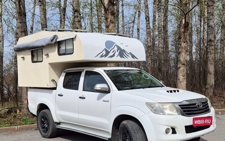 Toyota Hilux VII, 2012 год, 3 400 000 рублей, 1 фотография