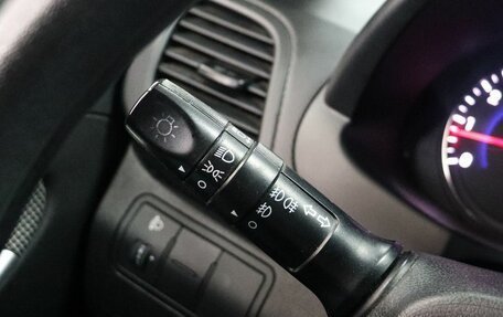 Hyundai Solaris II рестайлинг, 2013 год, 899 000 рублей, 12 фотография