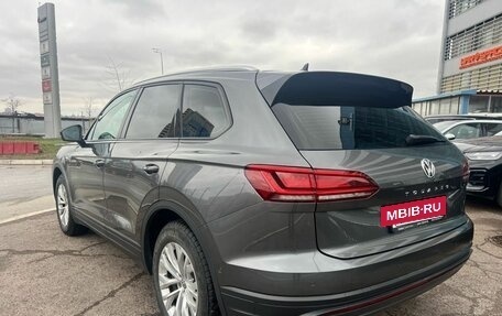 Volkswagen Touareg III, 2019 год, 4 389 000 рублей, 5 фотография