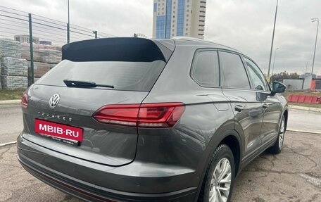 Volkswagen Touareg III, 2019 год, 4 389 000 рублей, 7 фотография