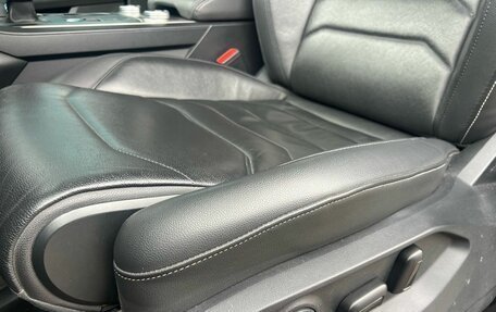 Volkswagen Touareg III, 2019 год, 4 389 000 рублей, 14 фотография