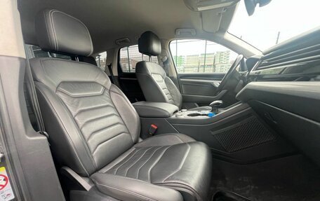 Volkswagen Touareg III, 2019 год, 4 389 000 рублей, 24 фотография