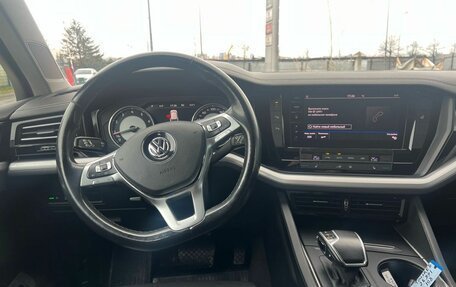 Volkswagen Touareg III, 2019 год, 4 389 000 рублей, 22 фотография