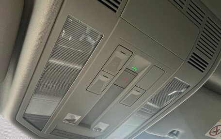 Volkswagen Touareg III, 2019 год, 4 389 000 рублей, 28 фотография