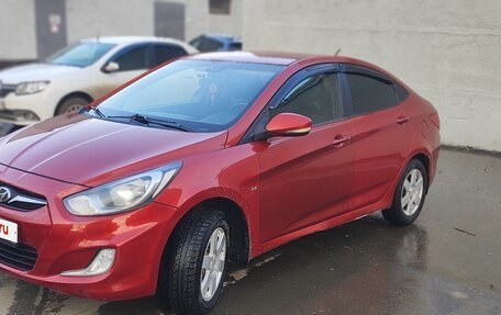 Hyundai Solaris II рестайлинг, 2011 год, 550 000 рублей, 8 фотография