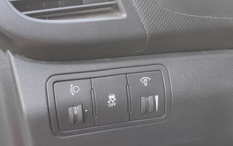 Hyundai Solaris II рестайлинг, 2011 год, 550 000 рублей, 12 фотография