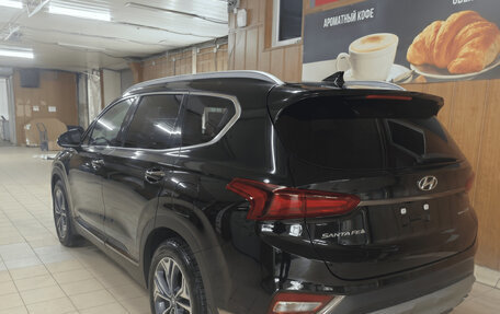 Hyundai Santa Fe IV, 2019 год, 3 700 000 рублей, 2 фотография