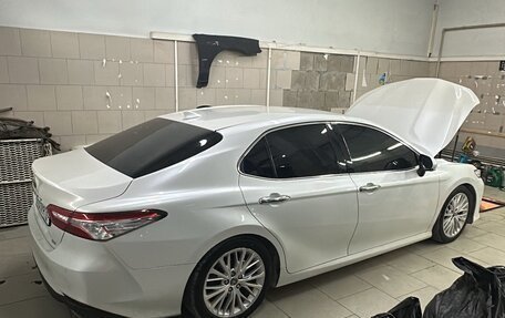 Toyota Camry, 2019 год, 2 800 000 рублей, 7 фотография