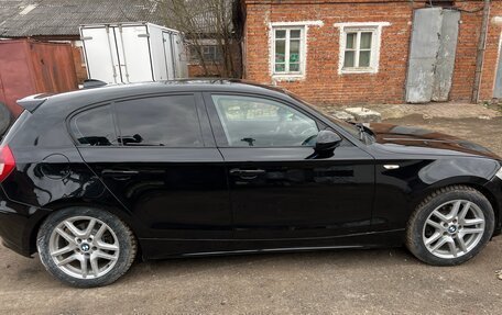 BMW 1 серия, 2005 год, 1 000 000 рублей, 2 фотография