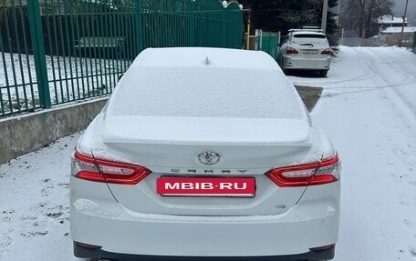 Toyota Camry, 2019 год, 2 800 000 рублей, 8 фотография