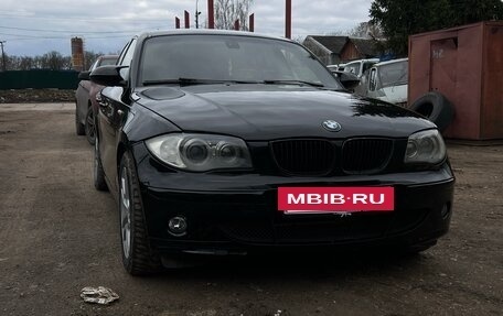 BMW 1 серия, 2005 год, 1 000 000 рублей, 3 фотография