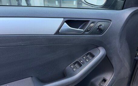 Volkswagen Jetta VI, 2012 год, 800 000 рублей, 11 фотография