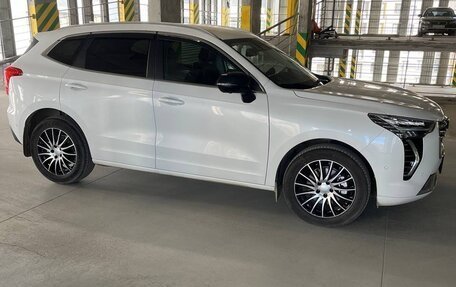 Haval Jolion, 2023 год, 1 950 000 рублей, 5 фотография