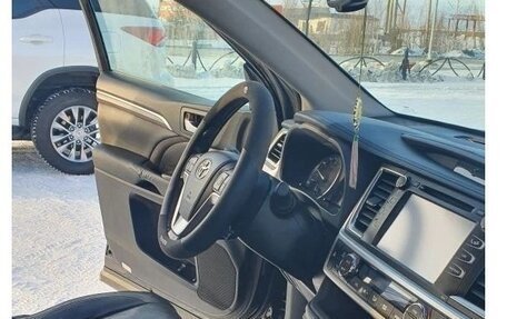 Toyota Highlander III, 2014 год, 2 790 000 рублей, 10 фотография