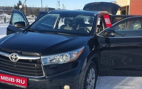 Toyota Highlander III, 2014 год, 2 790 000 рублей, 3 фотография