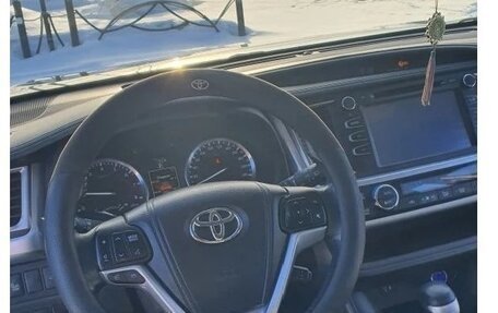 Toyota Highlander III, 2014 год, 2 790 000 рублей, 11 фотография