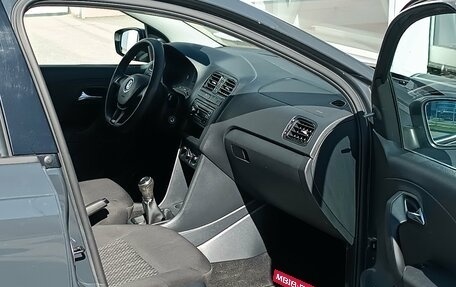 Volkswagen Polo VI (EU Market), 2018 год, 895 000 рублей, 5 фотография