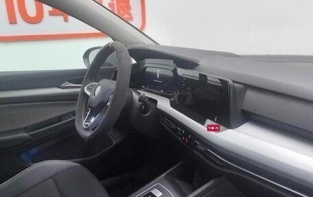 Volkswagen Golf VIII, 2023 год, 1 659 000 рублей, 5 фотография