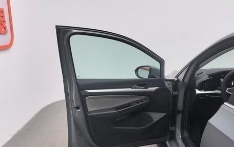 Volkswagen Golf VIII, 2023 год, 1 659 000 рублей, 12 фотография