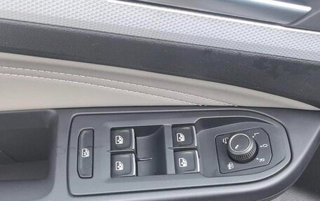 Volkswagen Golf VIII, 2023 год, 1 659 000 рублей, 13 фотография