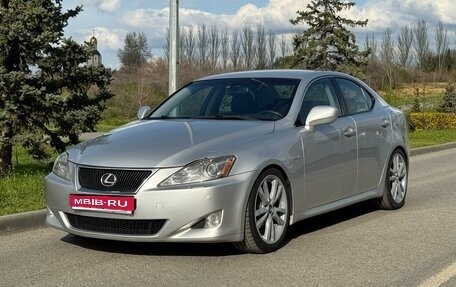 Lexus IS II рестайлинг 2, 2006 год, 1 150 000 рублей, 1 фотография